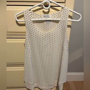 Pretty dotted black and white tank top